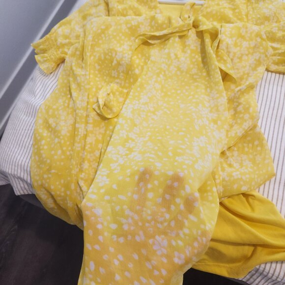 DKNY Summer Dress - Picture 5 of 8